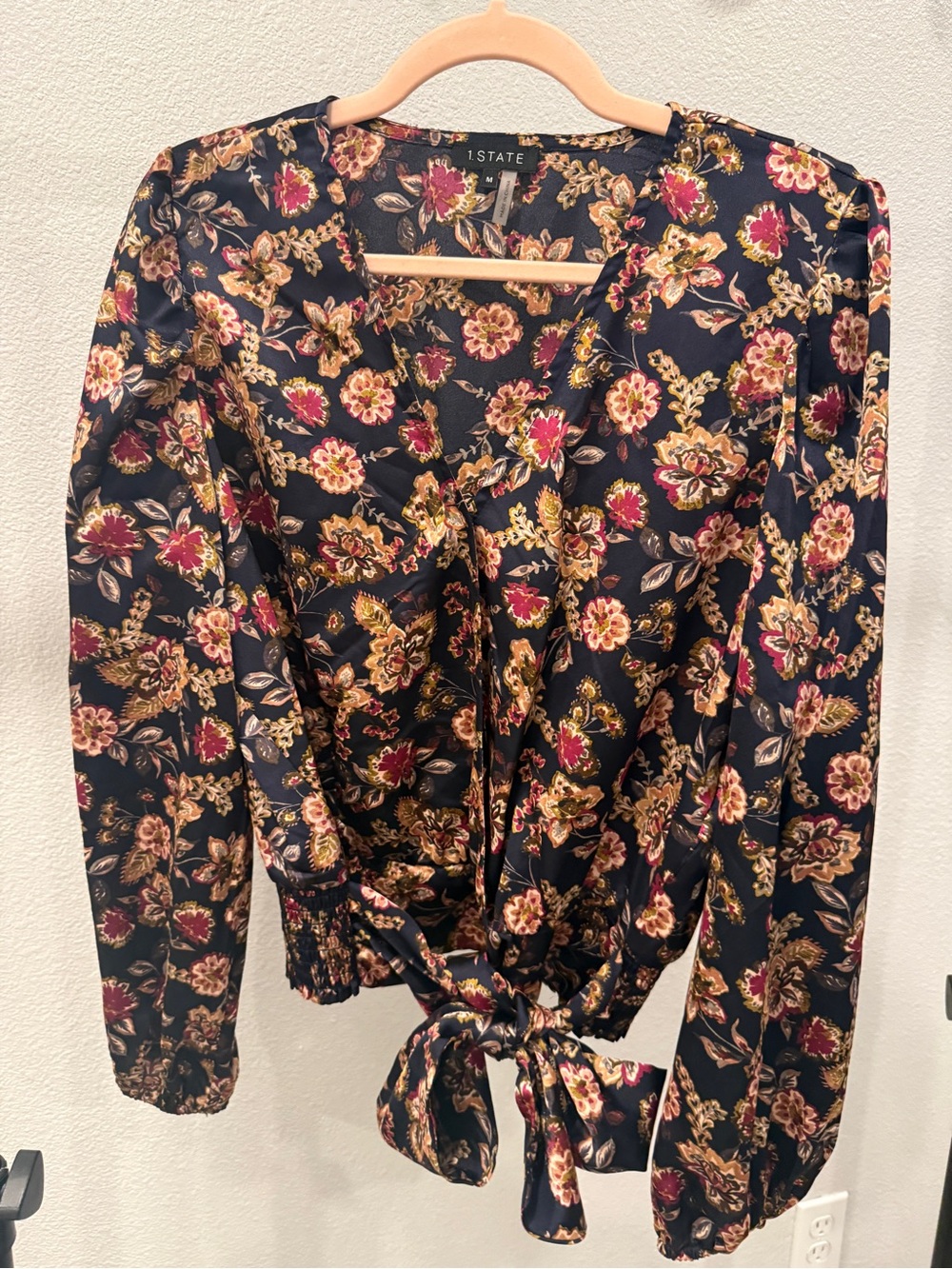 1. State Navy Woodblock Floral Wrap Blouse with Tie Waist BNWT Medium Smocked